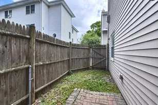 174 Adams, Newton, MA 02458 - Photo 3