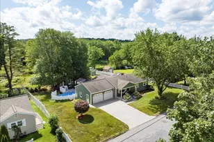 131 Pine Grove Ave, Bellingham, MA 02019 - Photo 3