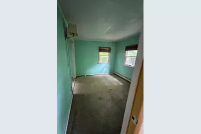 35 Hillcrest St., Waltham, MA 02451 - Photo 5