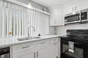 228 Sawtell Ave, Brockton, MA 02302 - Photo 23