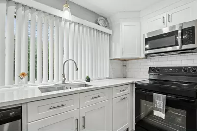 228 Sawtell Ave, Brockton, MA 02302 - Photo 23