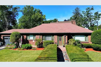 228 Sawtell Ave, Brockton, MA 02302 - Photo 1