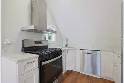 31 Saint Casimir Ave, Brockton, MA 02302 - Photo 27