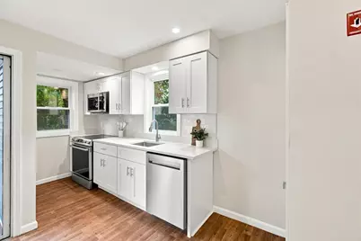 31 Barnard Rd, Worcester, MA 01605 - Photo 9