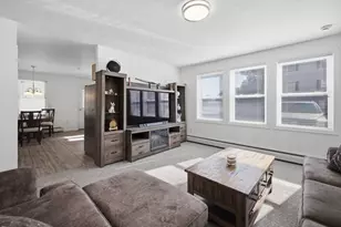 6 Warsaw Ave, Dudley, MA 01571 - Photo 9