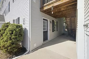 6 Warsaw Ave, Dudley, MA 01571 - Photo 15