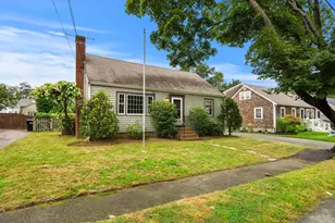 18 Iverson Rd, Beverly, MA 01915 - Photo 3