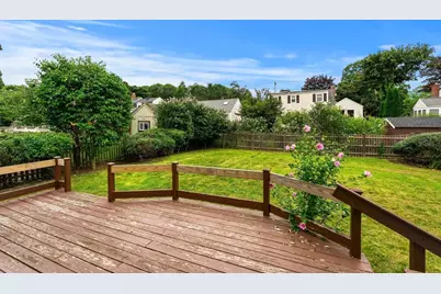 18 Iverson Rd, Beverly, MA 01915 - Photo 27