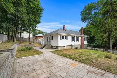 21 Evelyn Pl, Quincy, MA 02171 - Photo 31