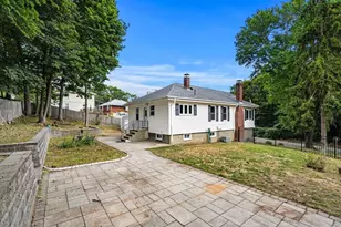 21 Evelyn Pl, Quincy, MA 02171 - Photo 31