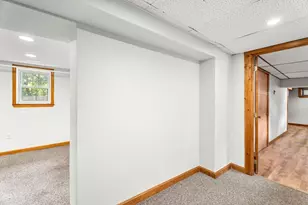 21 Evelyn Pl, Quincy, MA 02171 - Photo 29