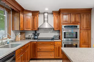 10 Albert, Billerica, MA 01821 - Photo 5