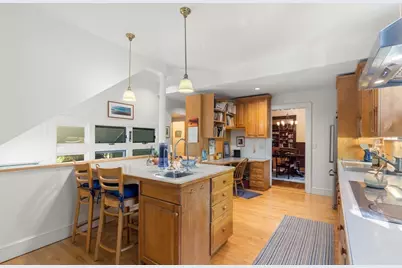 71 Addington Rd, Brookline, MA 02445 - Photo 9