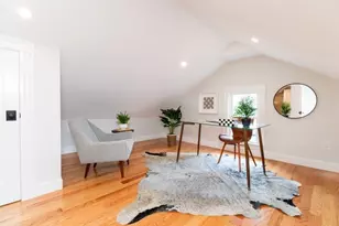 22 Bellevue St, Boston, MA 02132 - Photo 35
