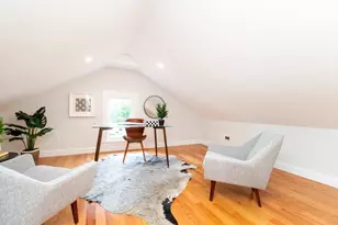 22 Bellevue St, Boston, MA 02132 - Photo 31
