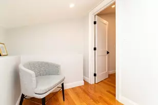 22 Bellevue St, Boston, MA 02132 - Photo 33