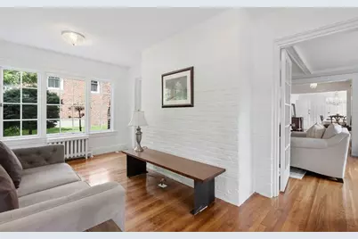 5 Moss Hill Rd, Boston, MA 02130 - Photo 3