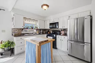680 N Underwood St, Fall River, MA 02720 - Photo 13