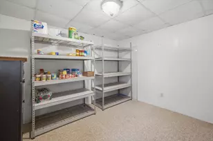 680 N Underwood St, Fall River, MA 02720 - Photo 27