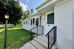 18 Cedar Oak Ln, Hampden, MA 01036 - Photo 1