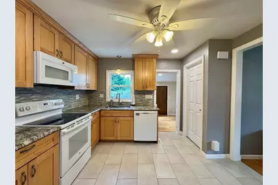 18 Cedar Oak Lane, Hampden, MA 01036 - Photo 7