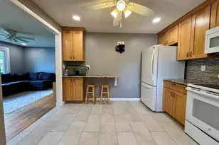 18 Cedar Oak Ln, Hampden, MA 01036 - Photo 9