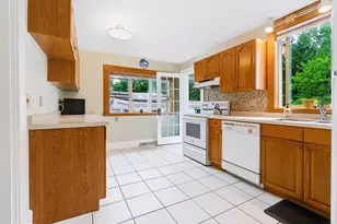 32 East St, Southampton, MA 01073 - Photo 7