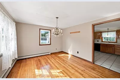 28 River Park Dr, Hampden, MA 01036 - Photo 9