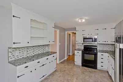 50 Crystal Brook Dr, Springfield, MA 01118 - Photo 7