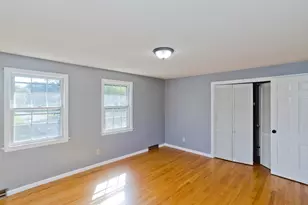 50 Crystal Brk Dr, Springfield, MA 01118 - Photo 23