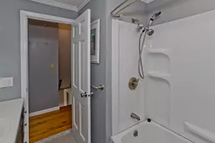 50 Crystal Brk Dr, Springfield, MA 01118 - Photo 19