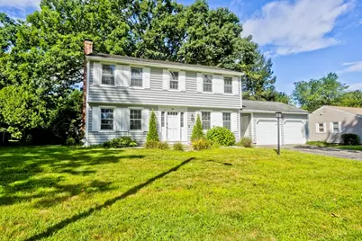 50 Crystal Brook Dr, Springfield, MA 01118 - Photo 3