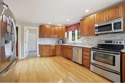 10 Roberts Rd, Dudley, MA 01571 - Photo 5