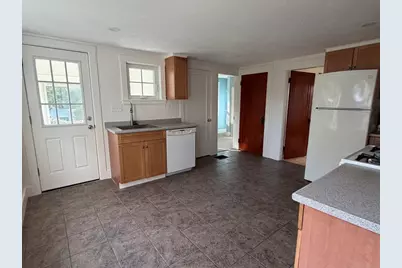 40 Marshall Rd, Fitchburg, MA 01420 - Photo 15