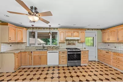 14 Lafayette St, Waltham, MA 02453 - Photo 17