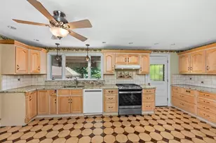 14 Lafayette St, Waltham, MA 02453 - Photo 17