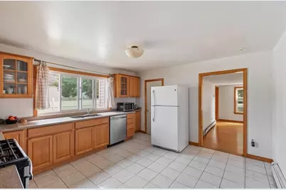 9 Lill Avenue, Newton, MA 02465 - Photo 7
