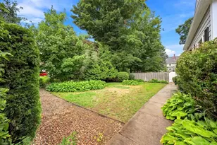 8 Charles St, Stoneham, MA 02180 - Photo 31