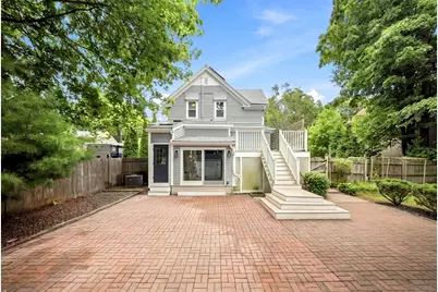 8 Charles St, Stoneham, MA 02180 - Photo 25