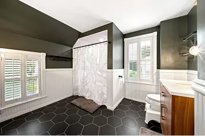 8 Charles St, Stoneham, MA 02180 - Photo 21