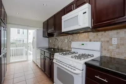 304 Davis St #1, New Bedford, MA 02746 - Photo 1