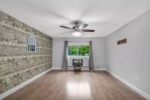 7 Glen Ave, Chelmsford, MA 01824 - Photo 3