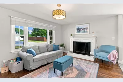 26 Middle Street, Attleboro, MA 02703 - Photo 3