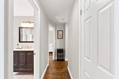 26 Middle Street, Attleboro, MA 02703 - Photo 9