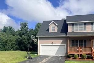 25 Oakes Cir, Millbury, MA 01527 - Photo 1