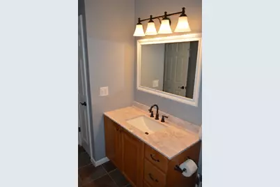 25 Oakes Cir #25, Millbury, MA 01527 - Photo 13