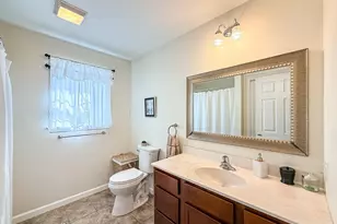 52 Phelps St, Marlborough, MA 01752 - Photo 27