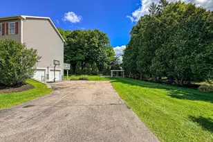 52 Phelps St, Marlborough, MA 01752 - Photo 41