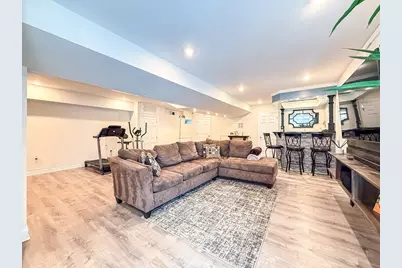 52 Phelps St, Marlborough, MA 01752 - Photo 33