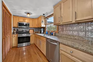 4 Jeffrey Rd, Billerica, MA 01821 - Photo 17